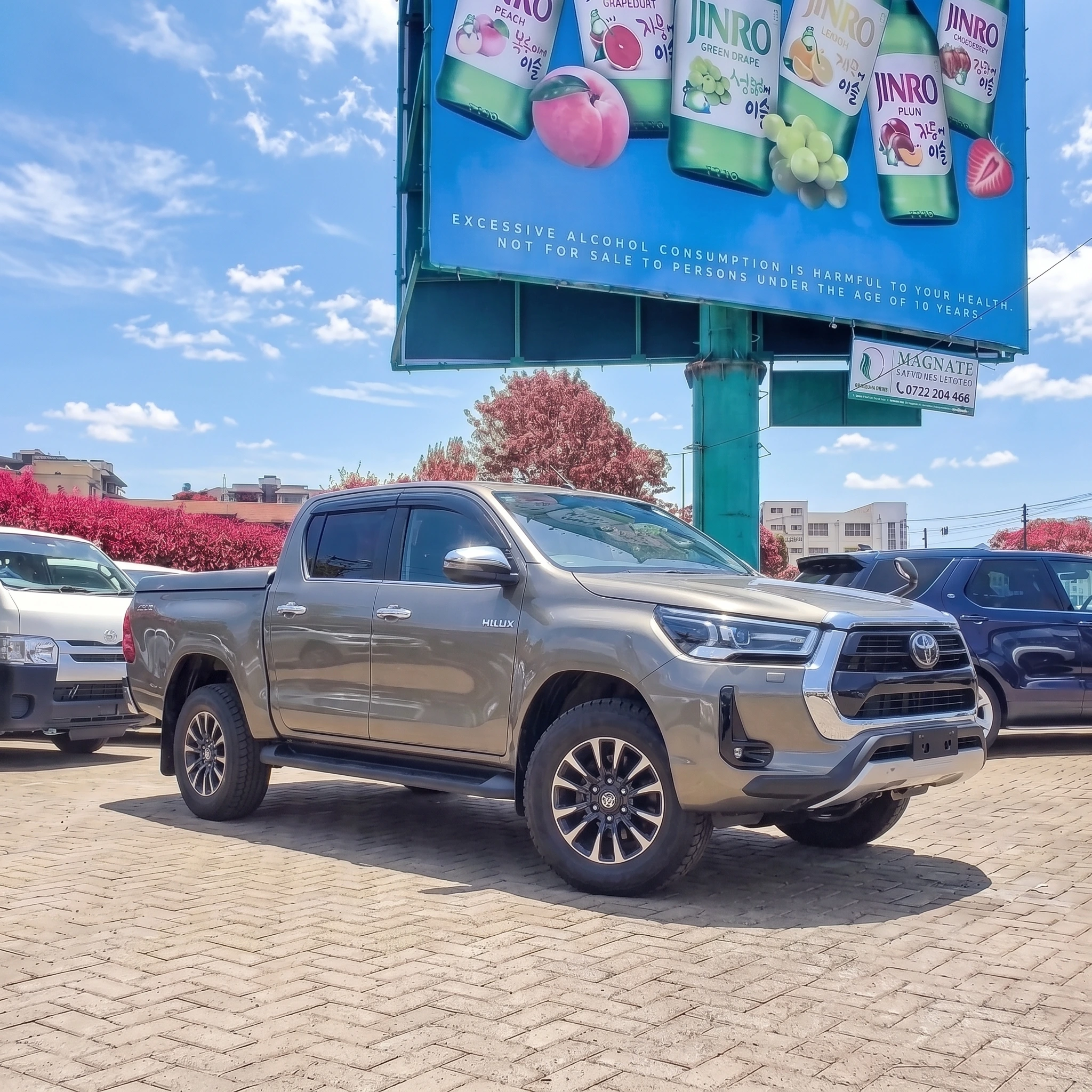 2023 Toyota HILUX — Photo 3