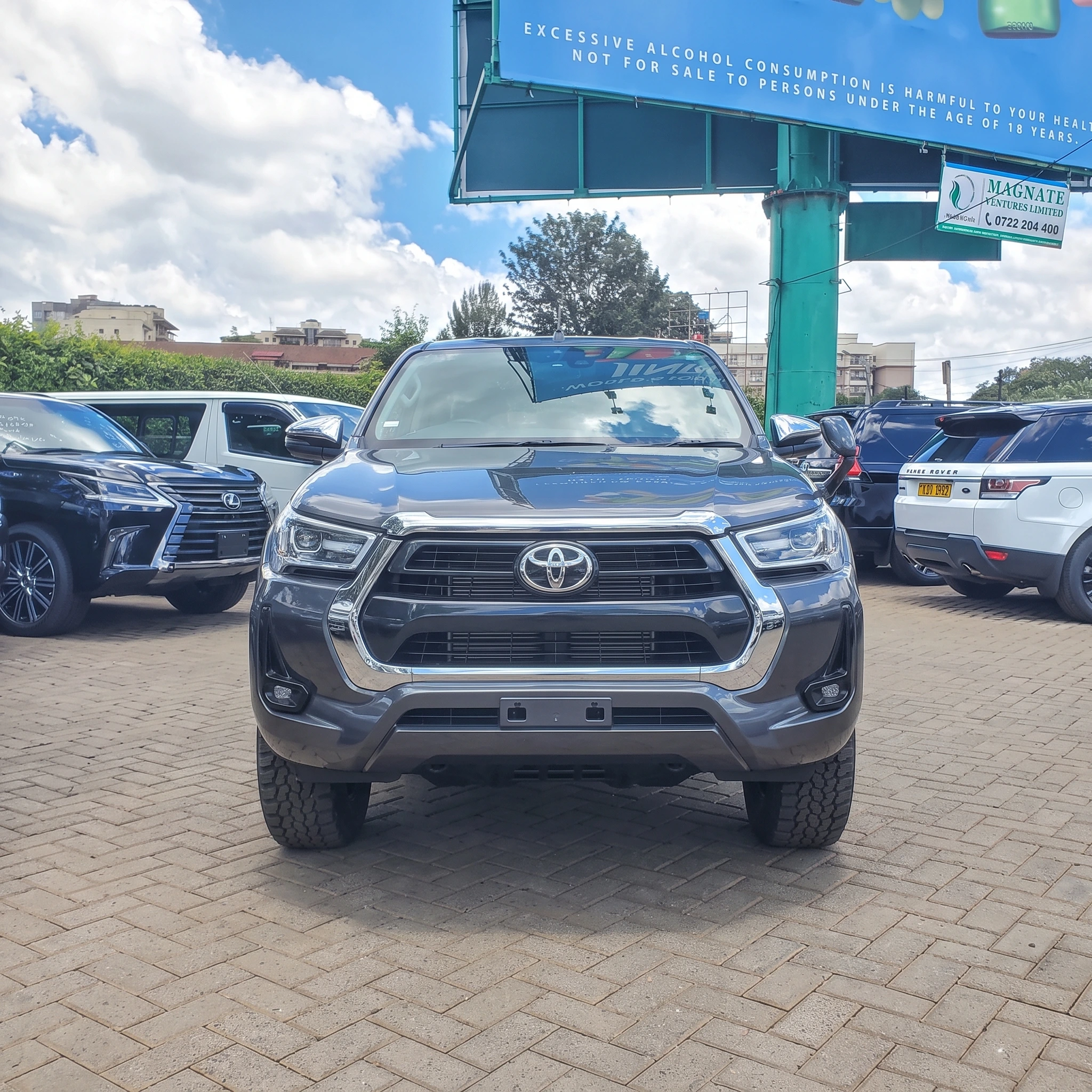 2021 Toyota Hilux — Photo 4