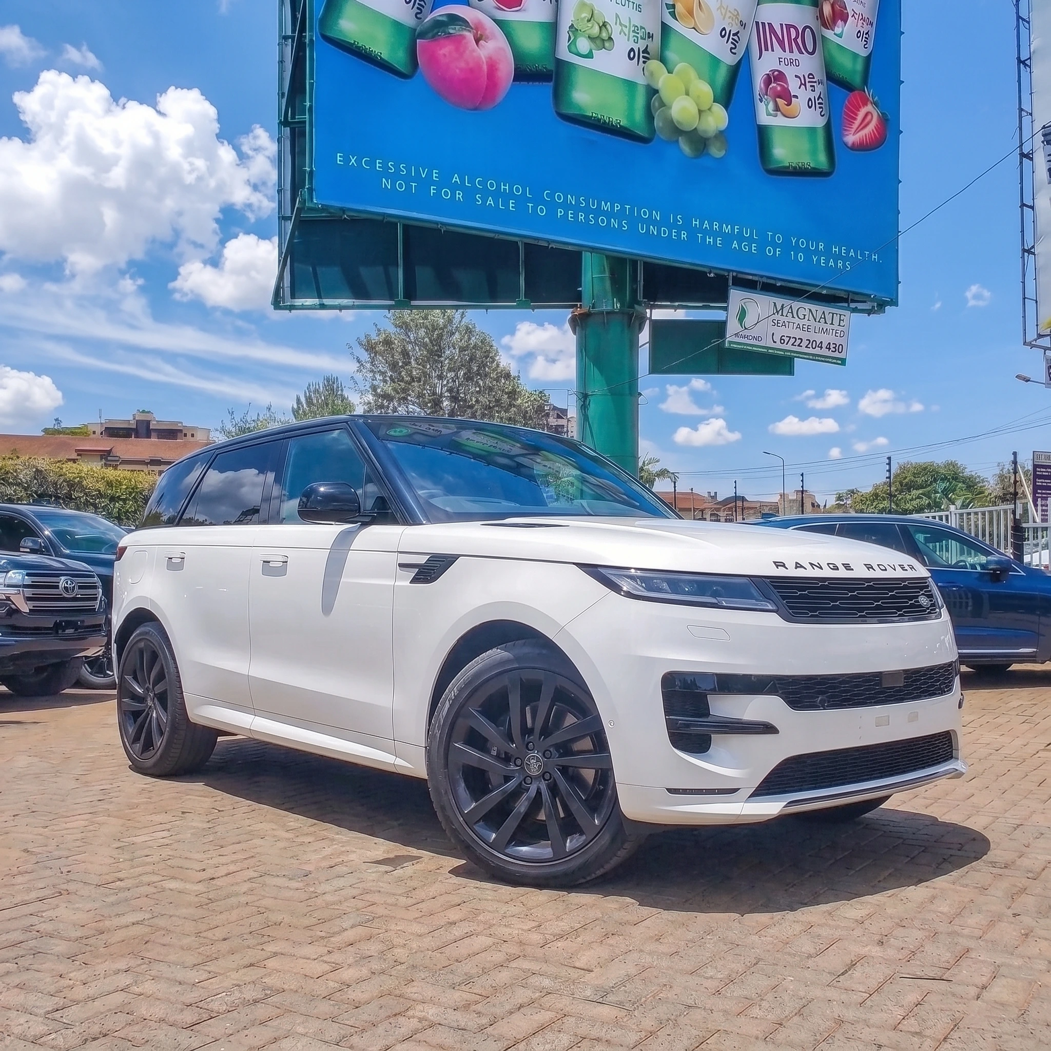 2023 Range Rover Sport — Photo 3