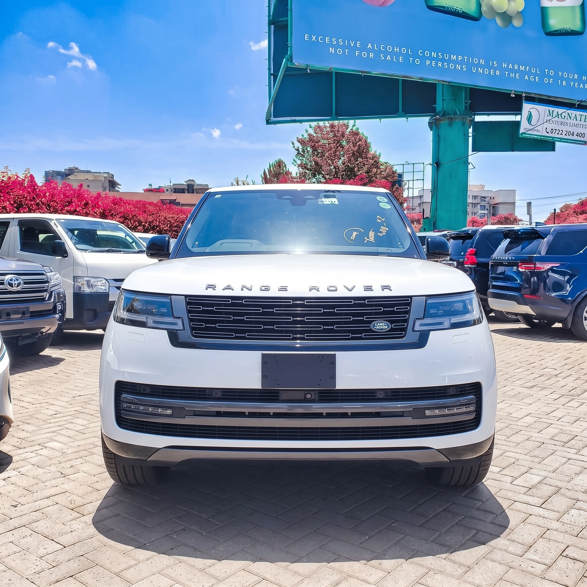 2023 Range Rover Vogue — Photo 5